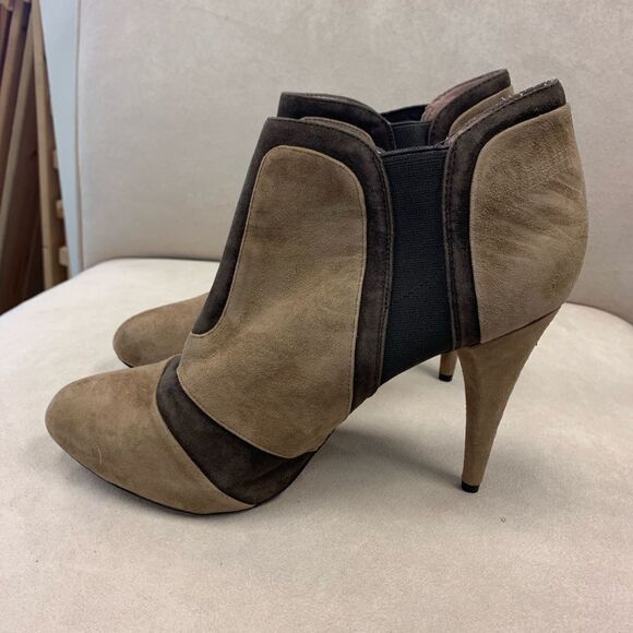 BCBGeneration Brown Suede Heeled Bootie sz 10 NEW - Picture 3 of 6